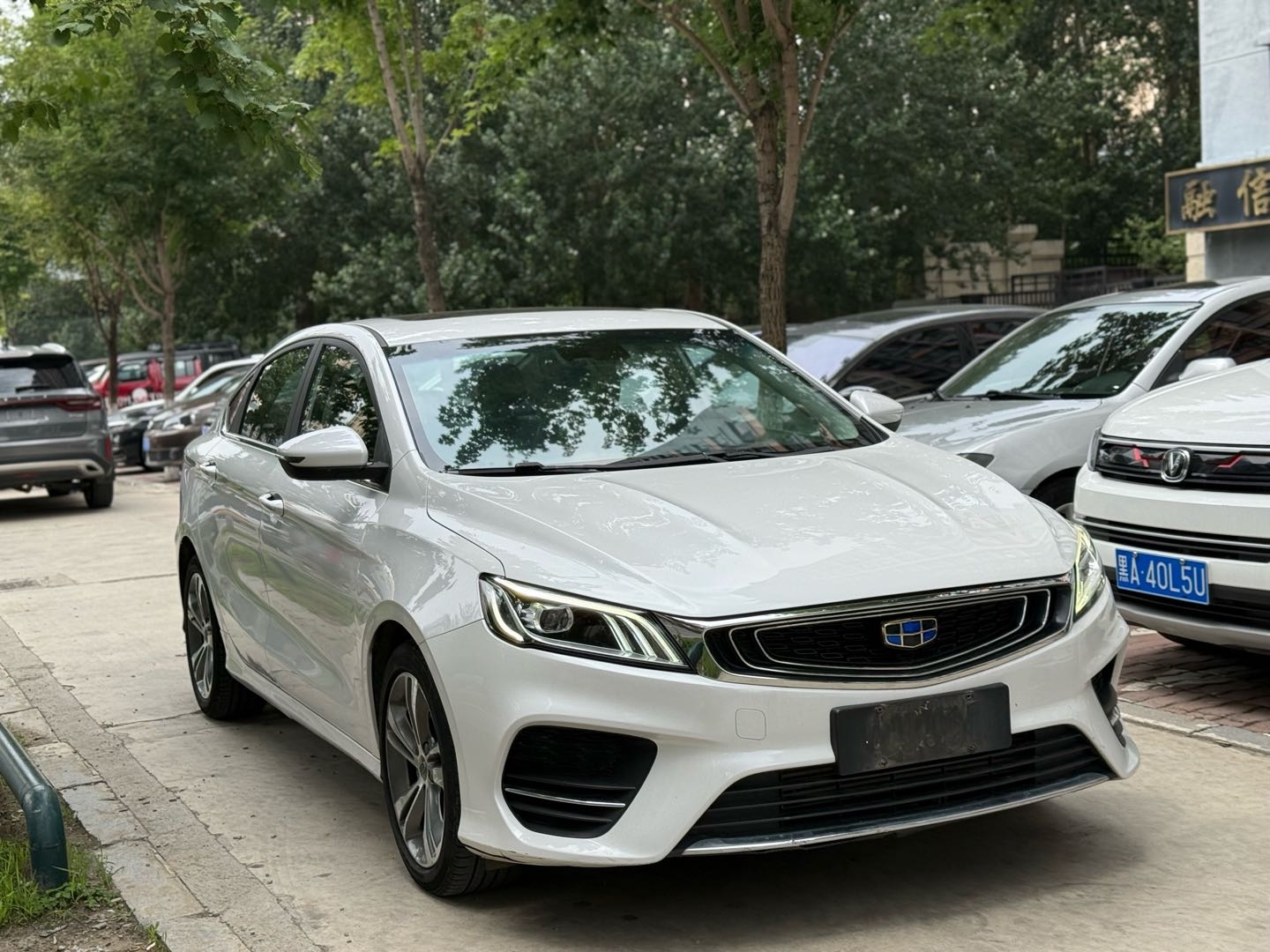 GEELY Binray 2019 car image #5