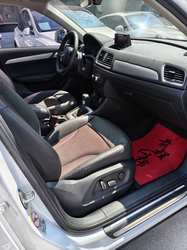 2018 immagine di auto #6