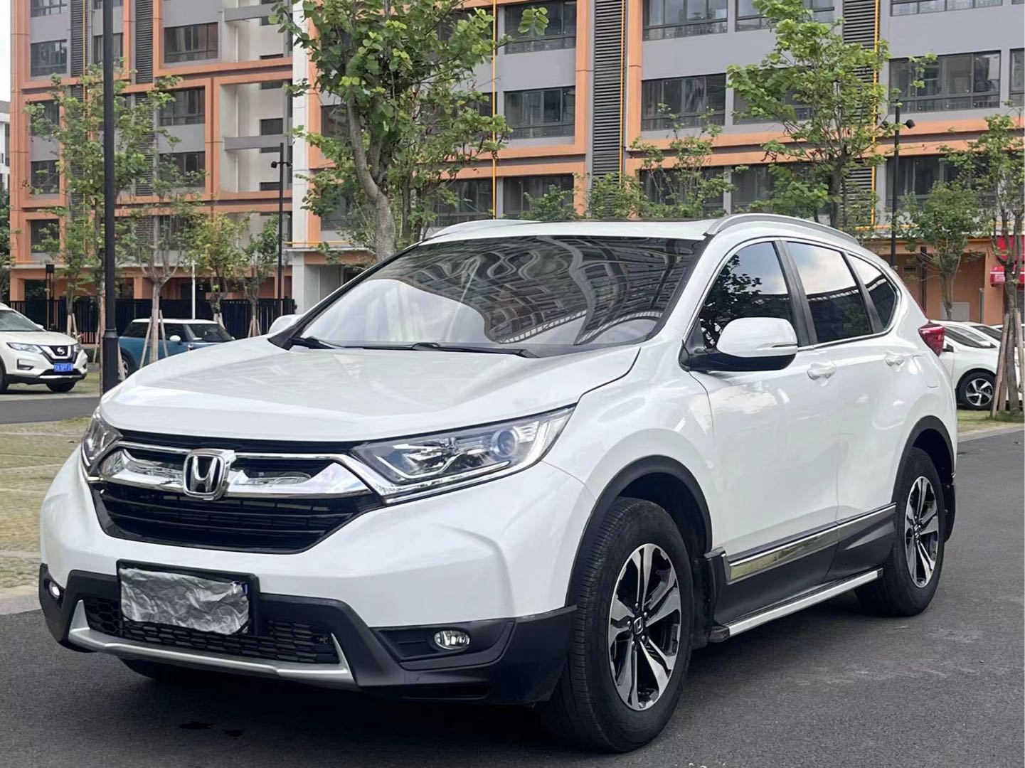 Honda CR-V 2019 car image #2