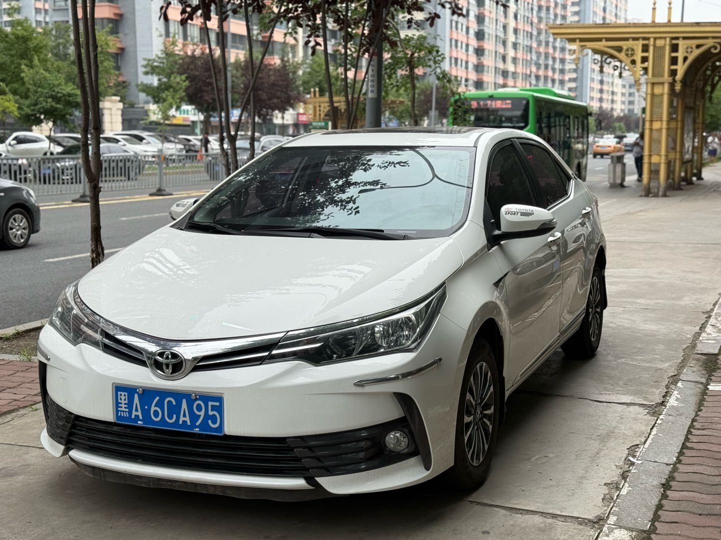 Toyota Corolla 2017 car image #2