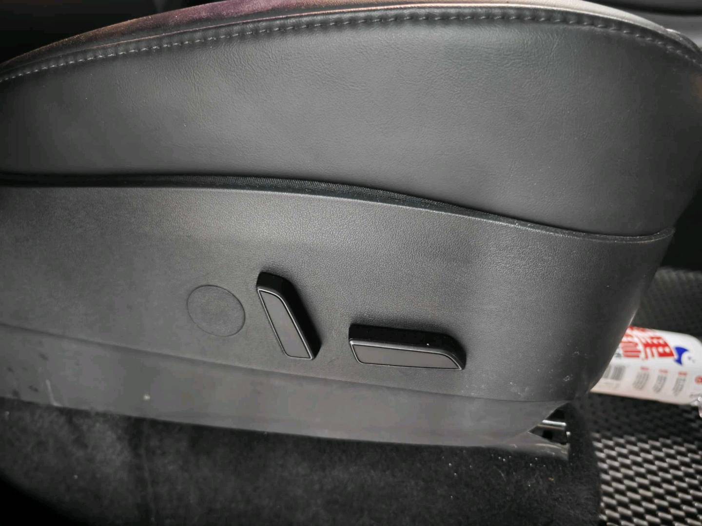 Tesla Model Y 2022 car image #8