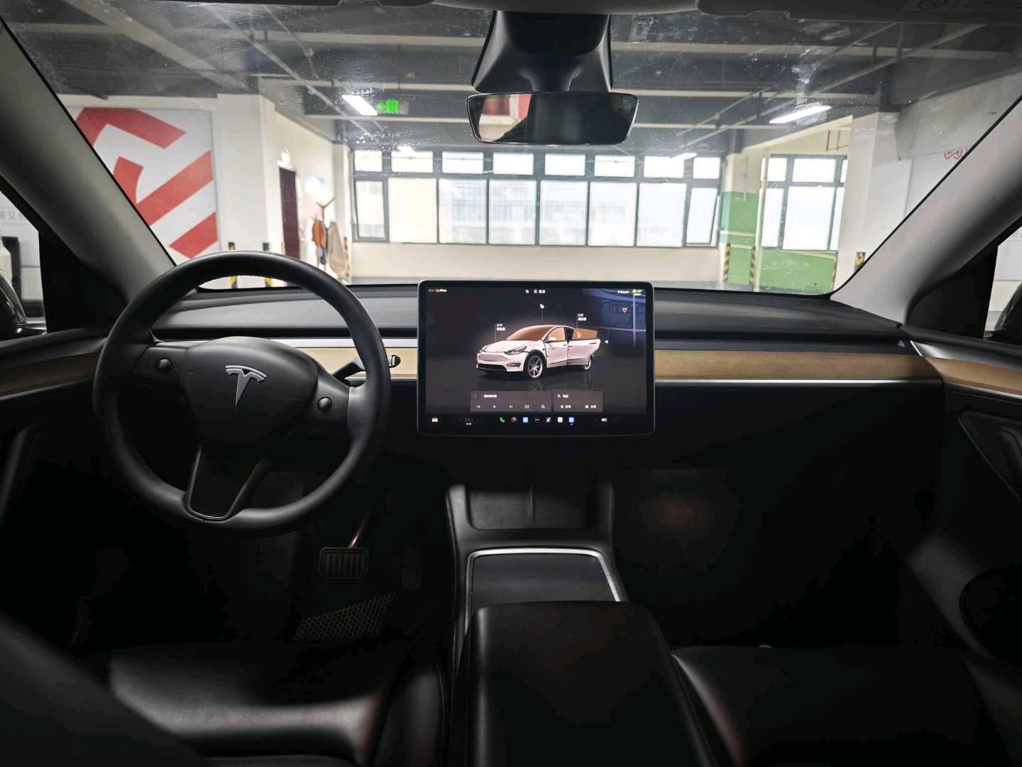 Tesla Model Y 2022 car image #5
