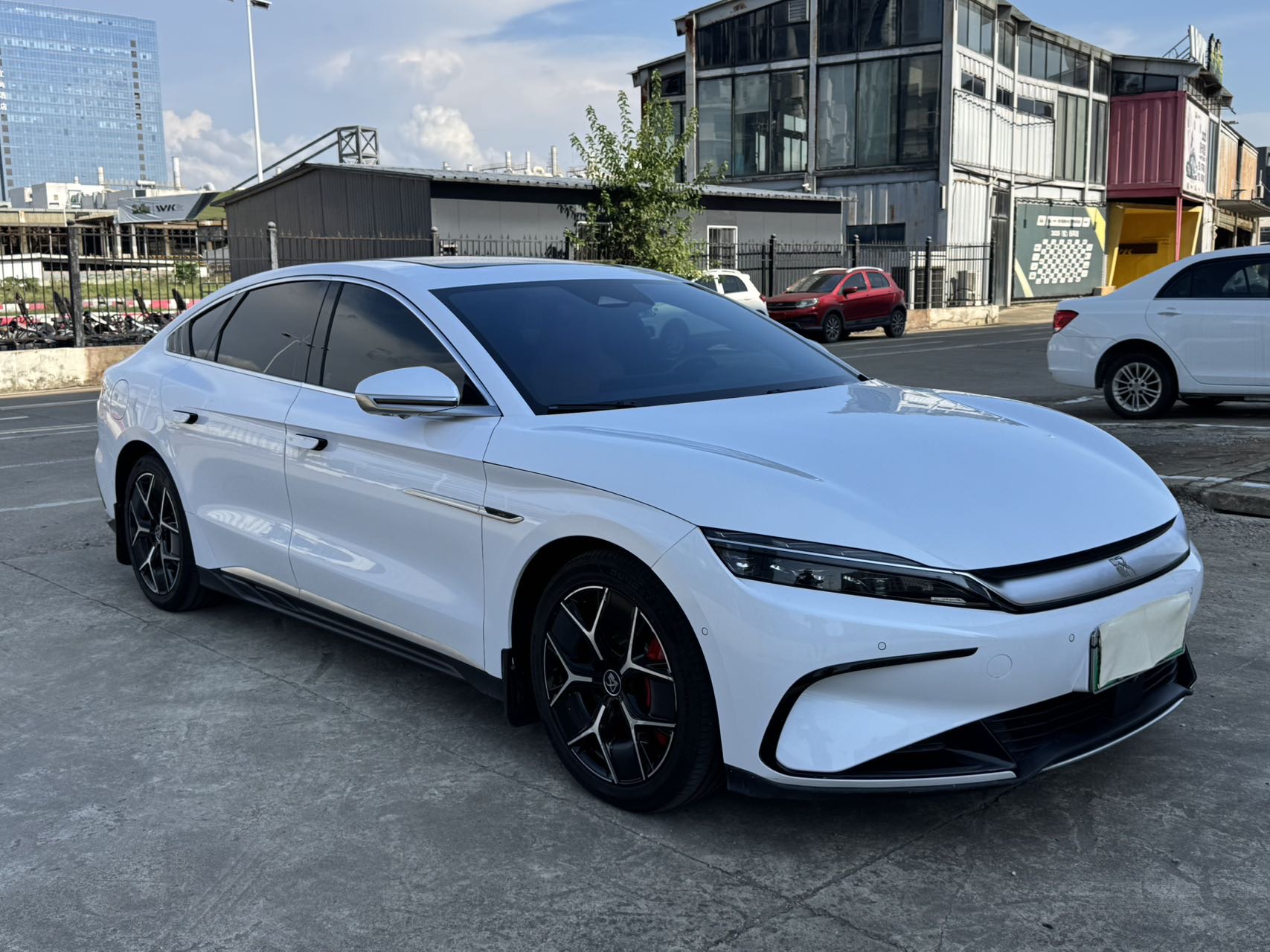 BYD Han 2022 car image #5
