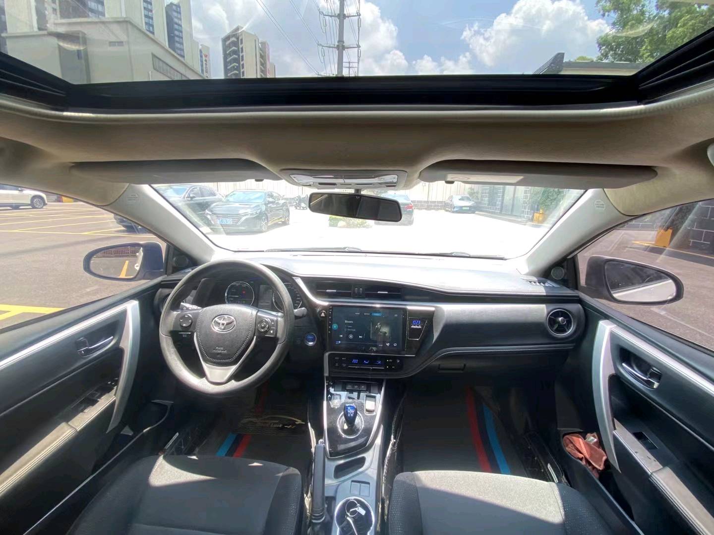 Toyota Corolla Hybird E+ 2022 image de voiture #11