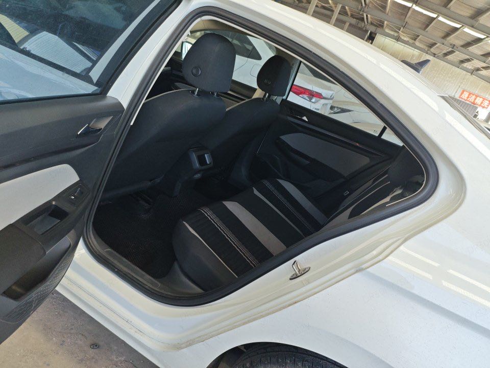 Volkswagen Bora 2023 car image #7