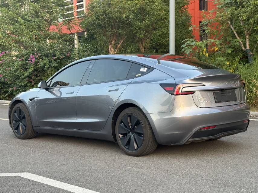 Tesla Model 3 2025 #9 Tesla Model 3 2025 car image #9