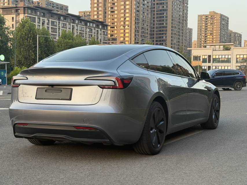 Tesla Model 3 2025 #11 Tesla Model 3 2025 car image #11