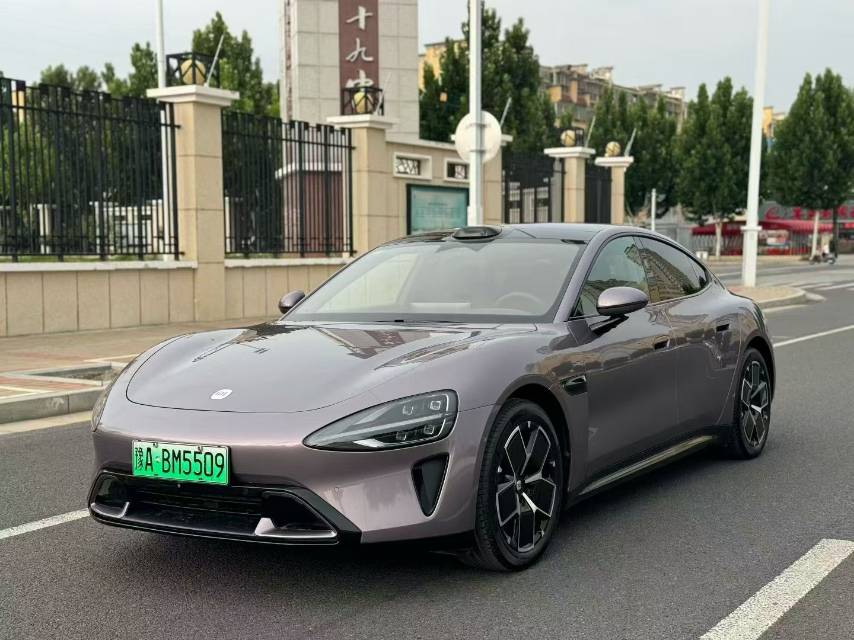 MI SU7 2025 MI SU7 2025 car image