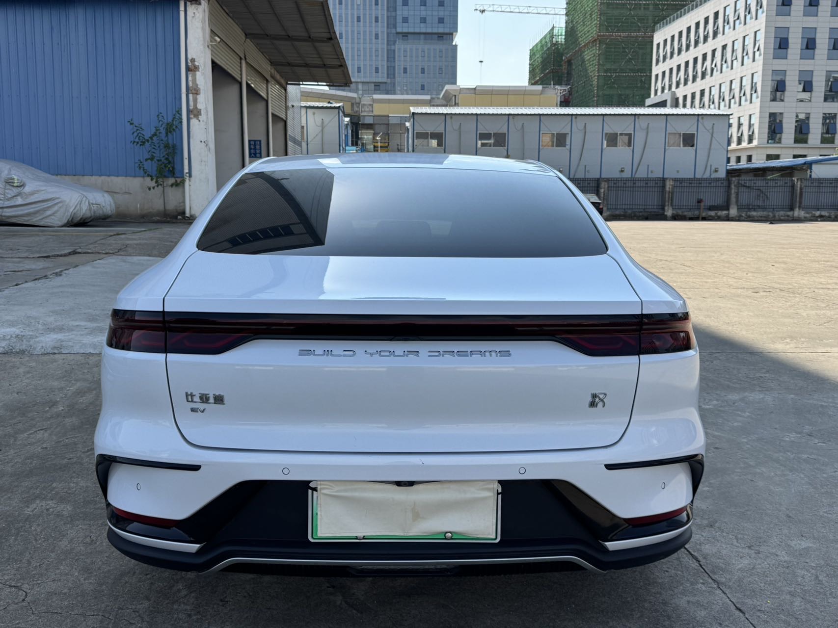 BYD Han 2022 car image #11