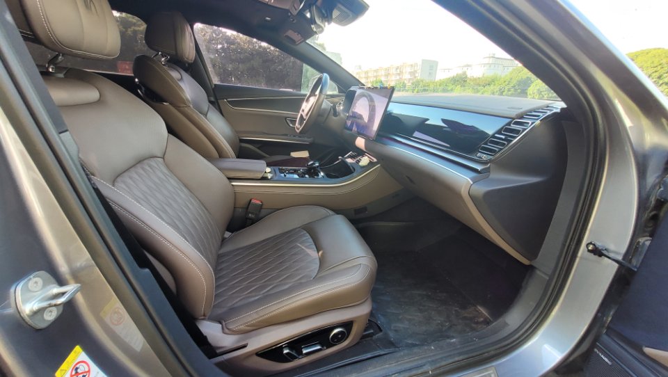 BYD Han 2022 car image #14