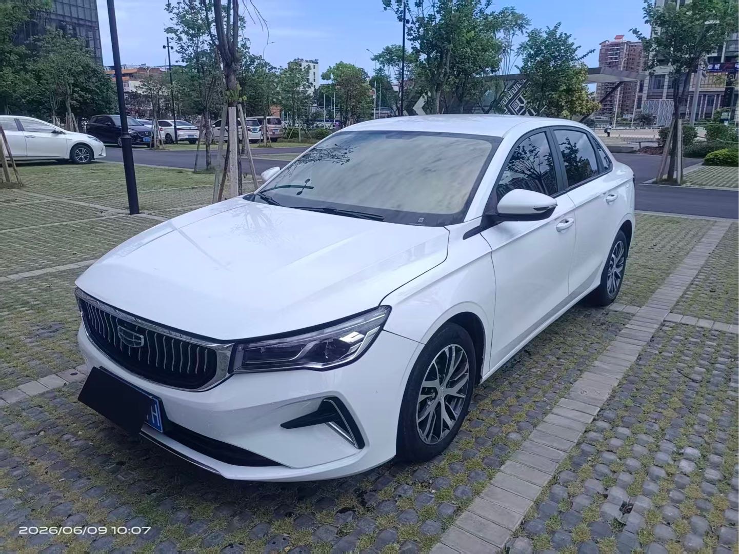 GEELY Emgrand 2023 #2 GEELY Emgrand 2023 car image #2