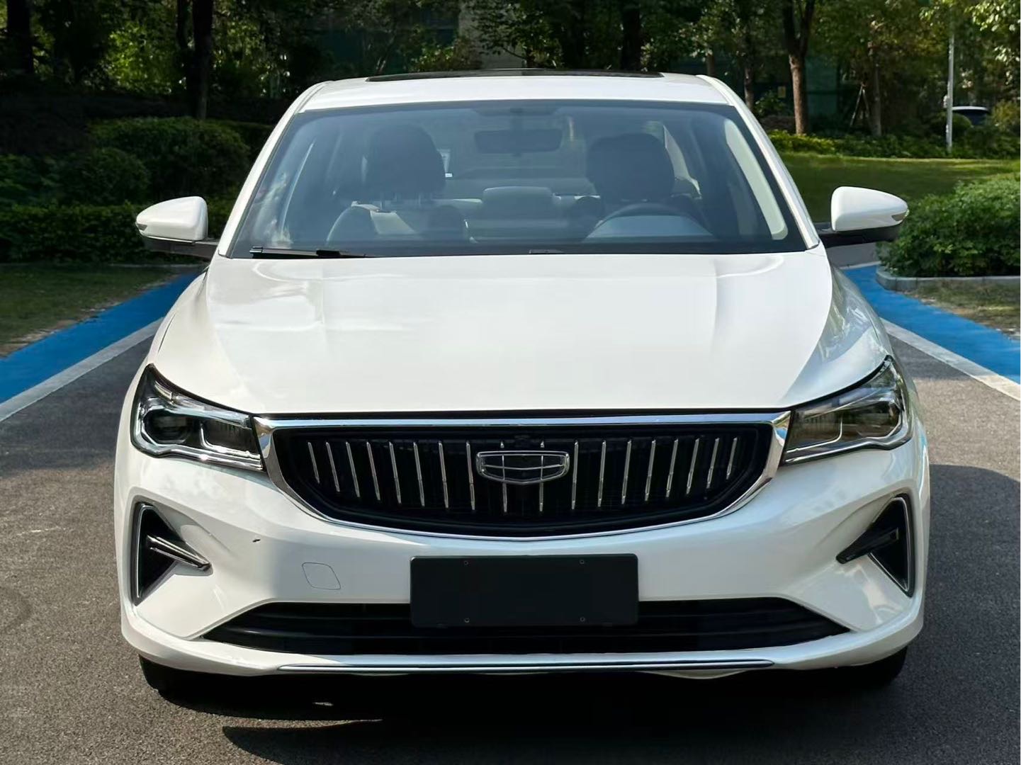 GEELY Emgrand 2021 car image #8