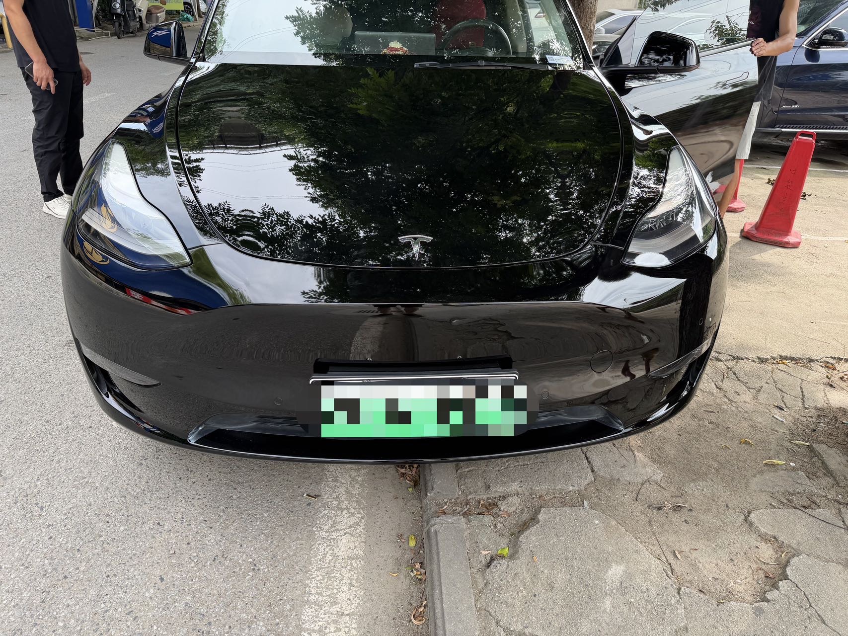 Tesla Model Y 2021 car image #4