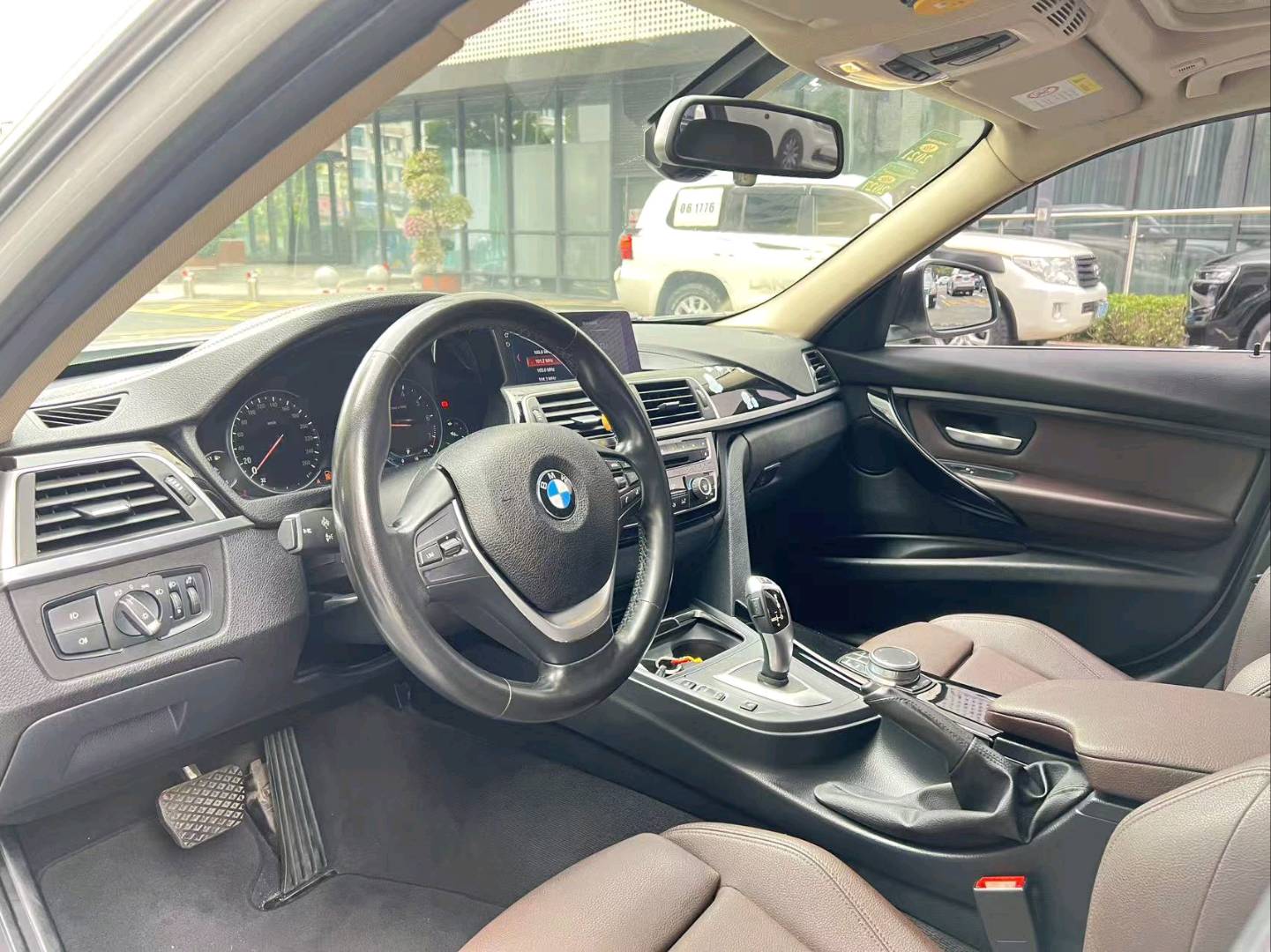 BMW 3 Series 2019 #9 BMW 3 Series 2019 car image #9