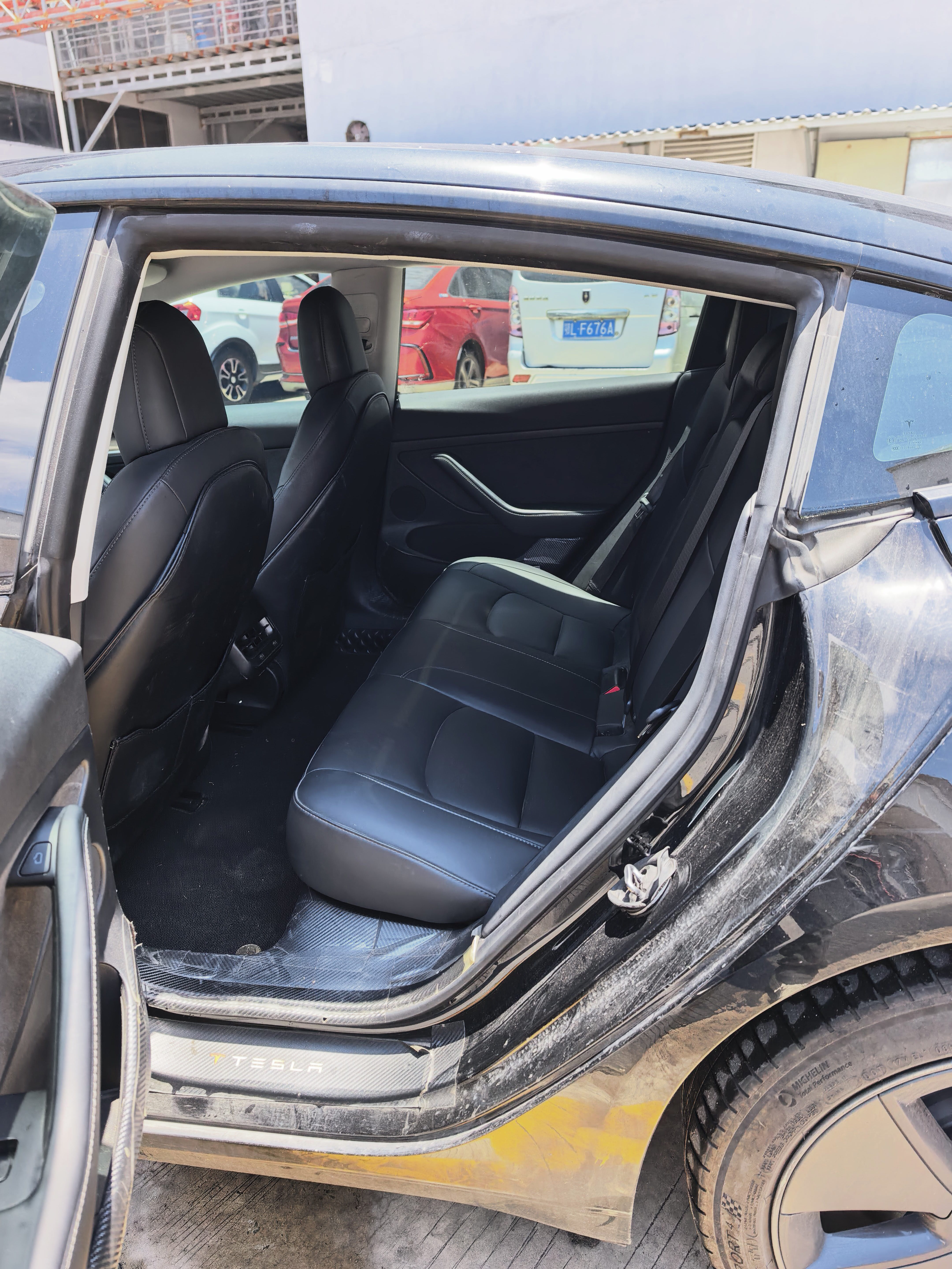 Tesla Model 3 2022 car image #6