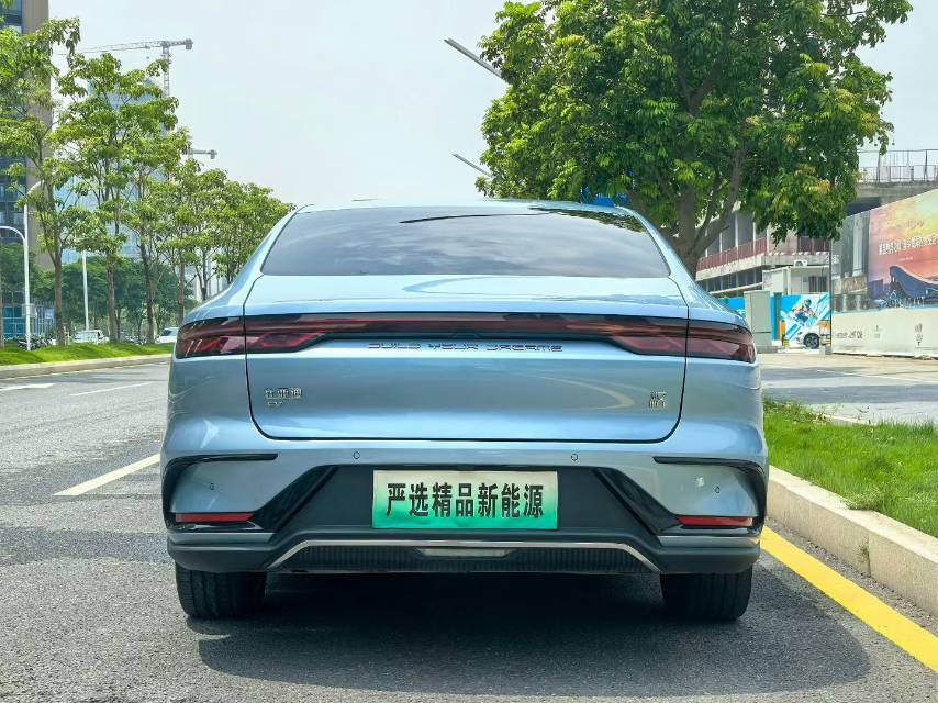 BYD Han 2023 car image #11