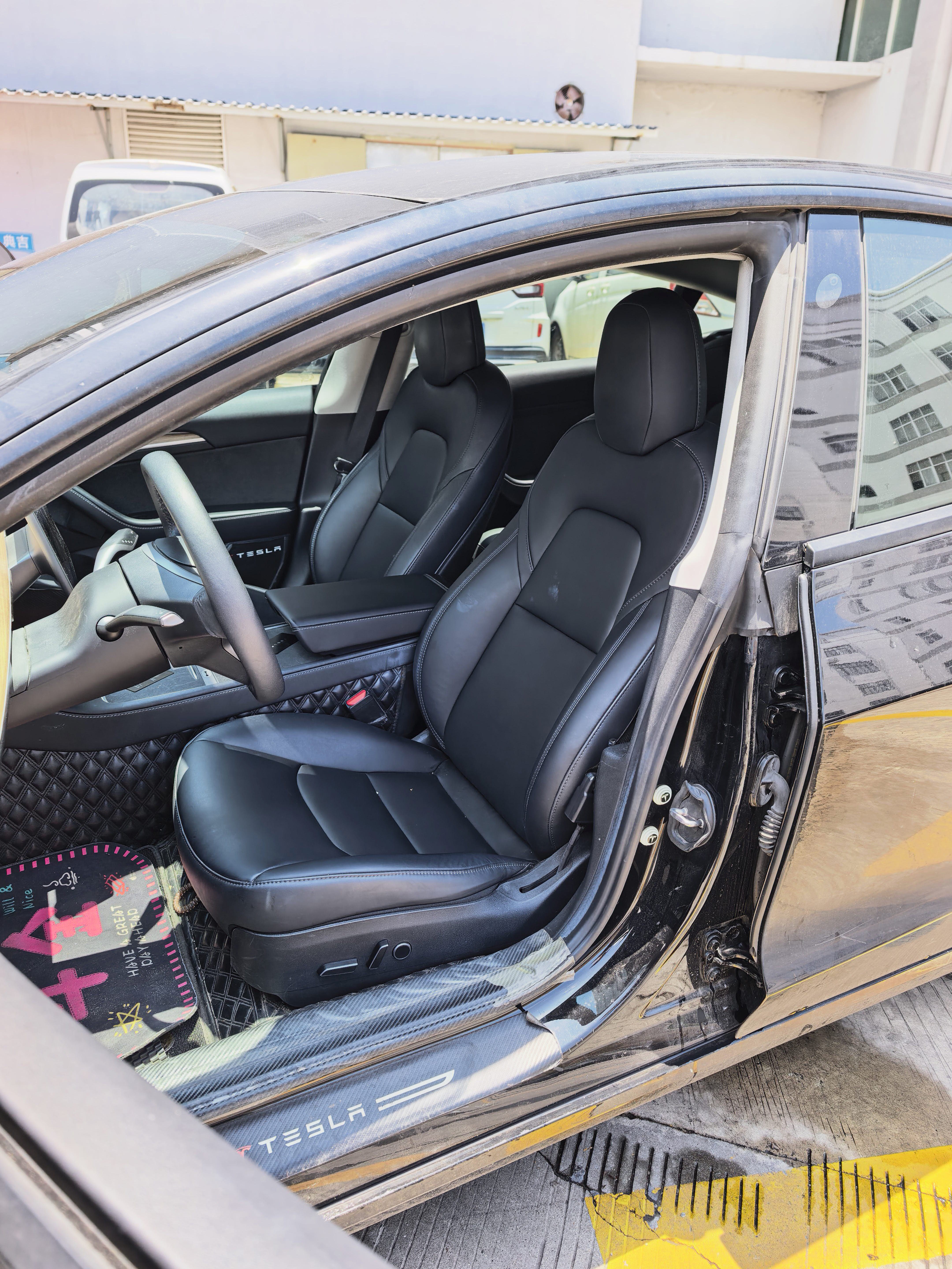 Tesla Model 3 2022 car image #5