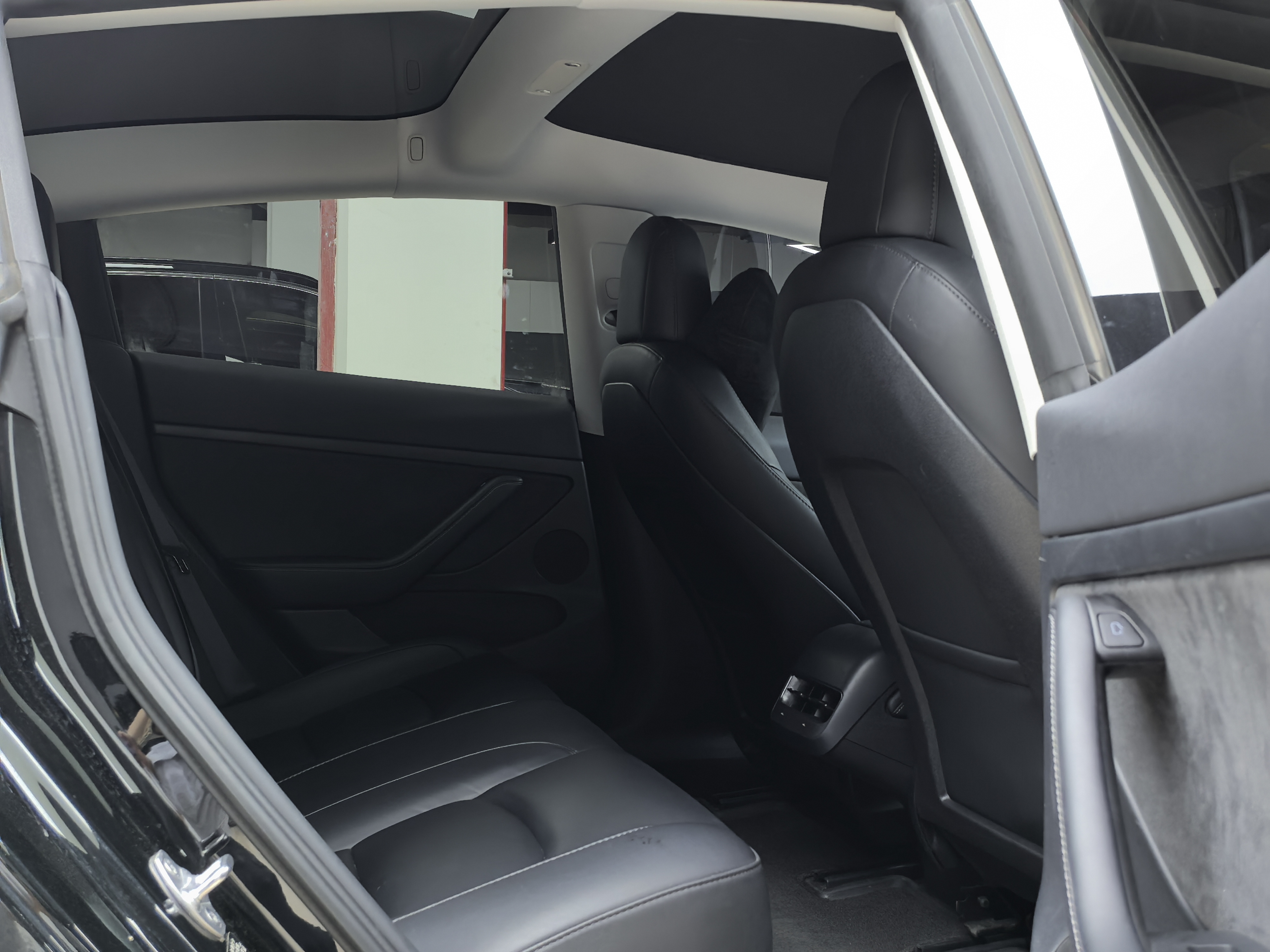 Tesla Model 3 2023 #8 Tesla Model 3 2023 car image #8