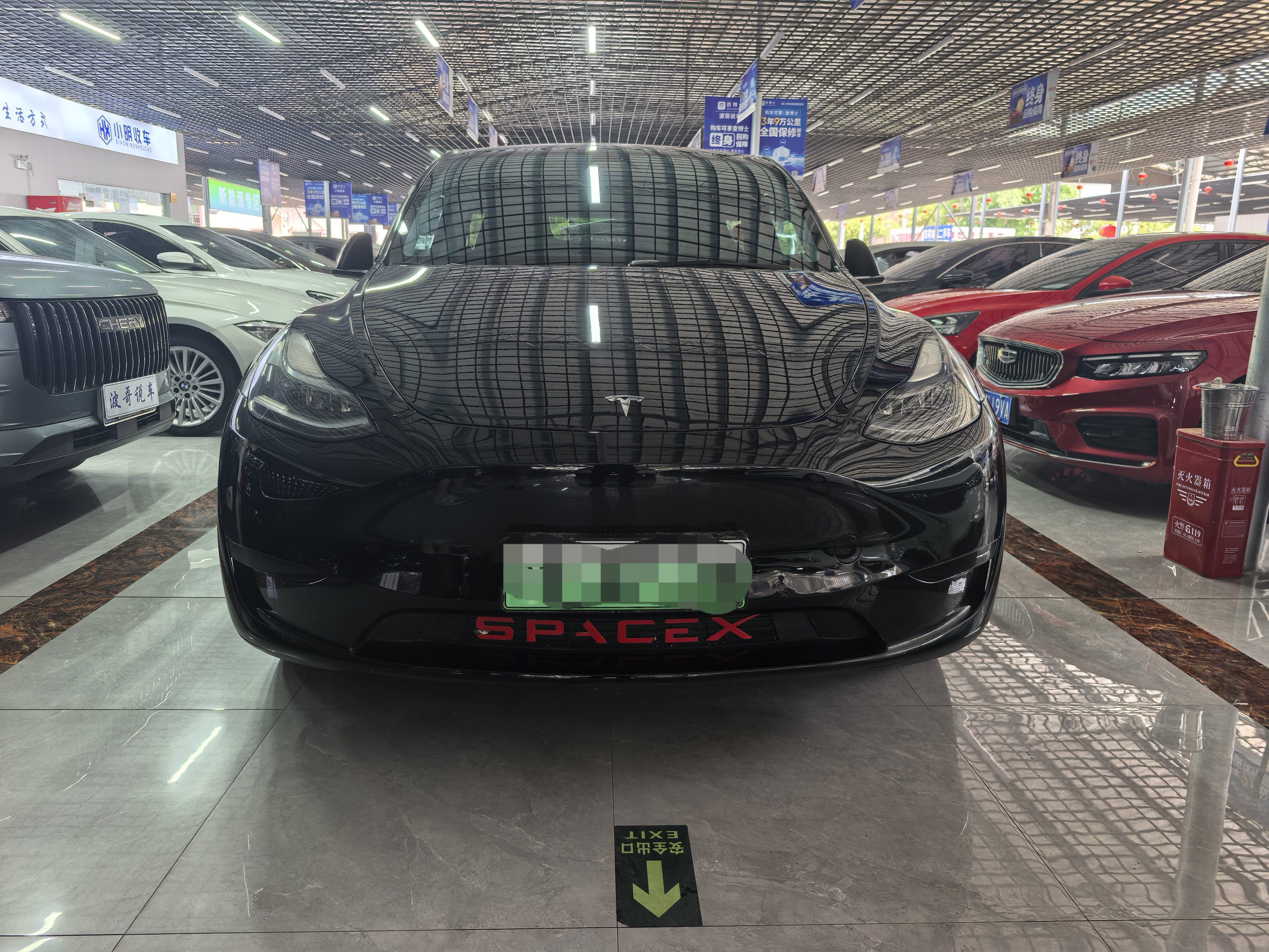 Tesla Model Y 2022 #4 Tesla Model Y 2022 car image #4