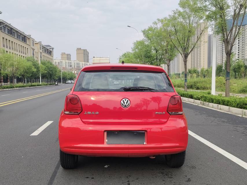 Volkswagen Polo 2013 #11 Volkswagen Polo 2013 car image #11