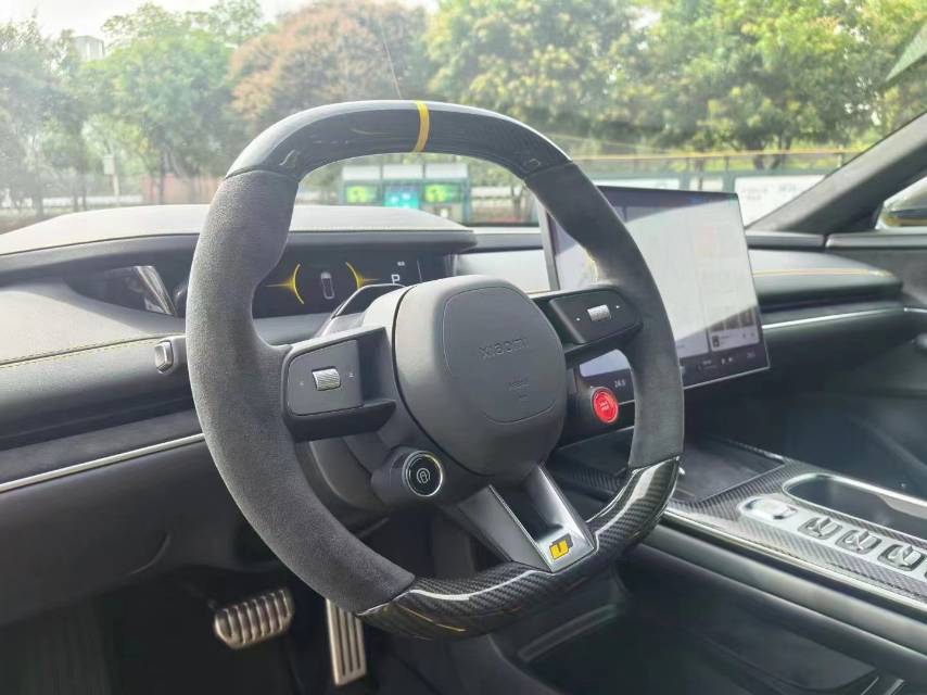 MI SU7 Ultra 2025 #8 MI SU7 Ultra 2025 car image #8