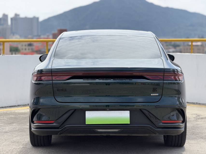 BYD Han 2023 #7 BYD Han 2023 car image #7