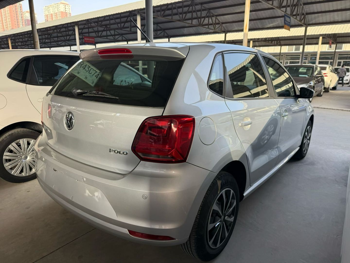Volkswagen Polo 2017 car image #11