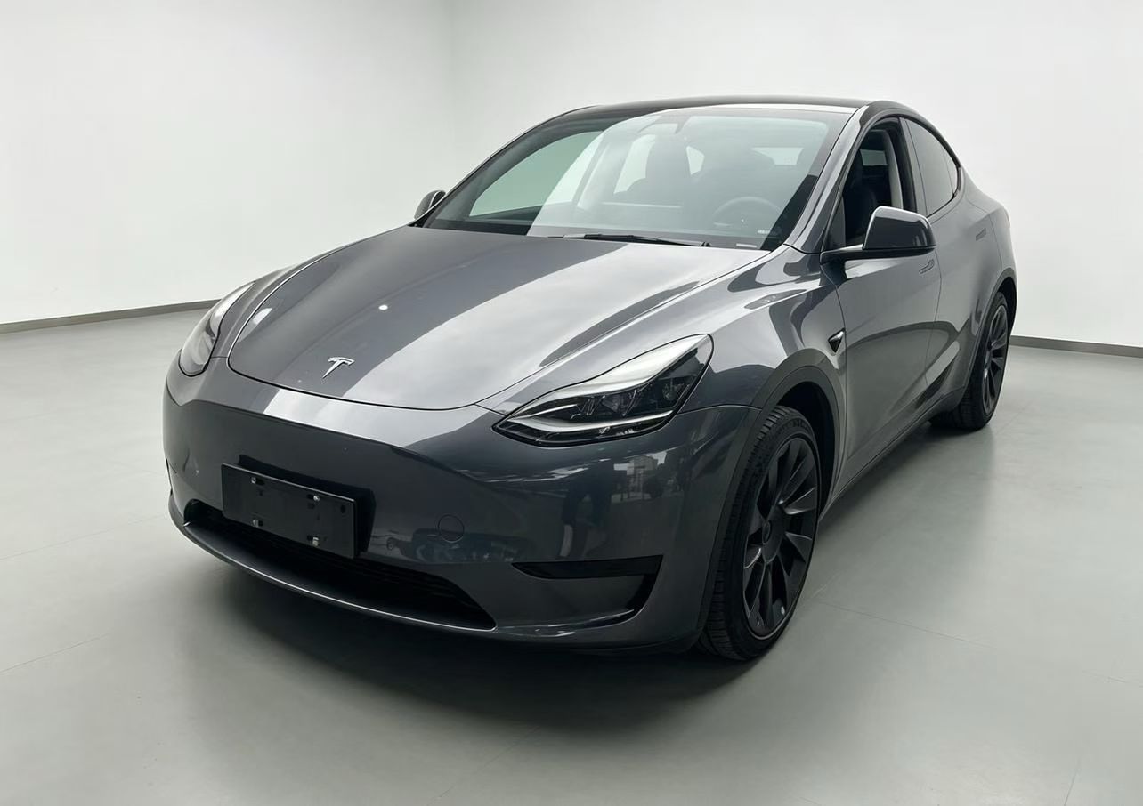 Tesla Model Y 2022 #2 Tesla Model Y 2022 car image #2