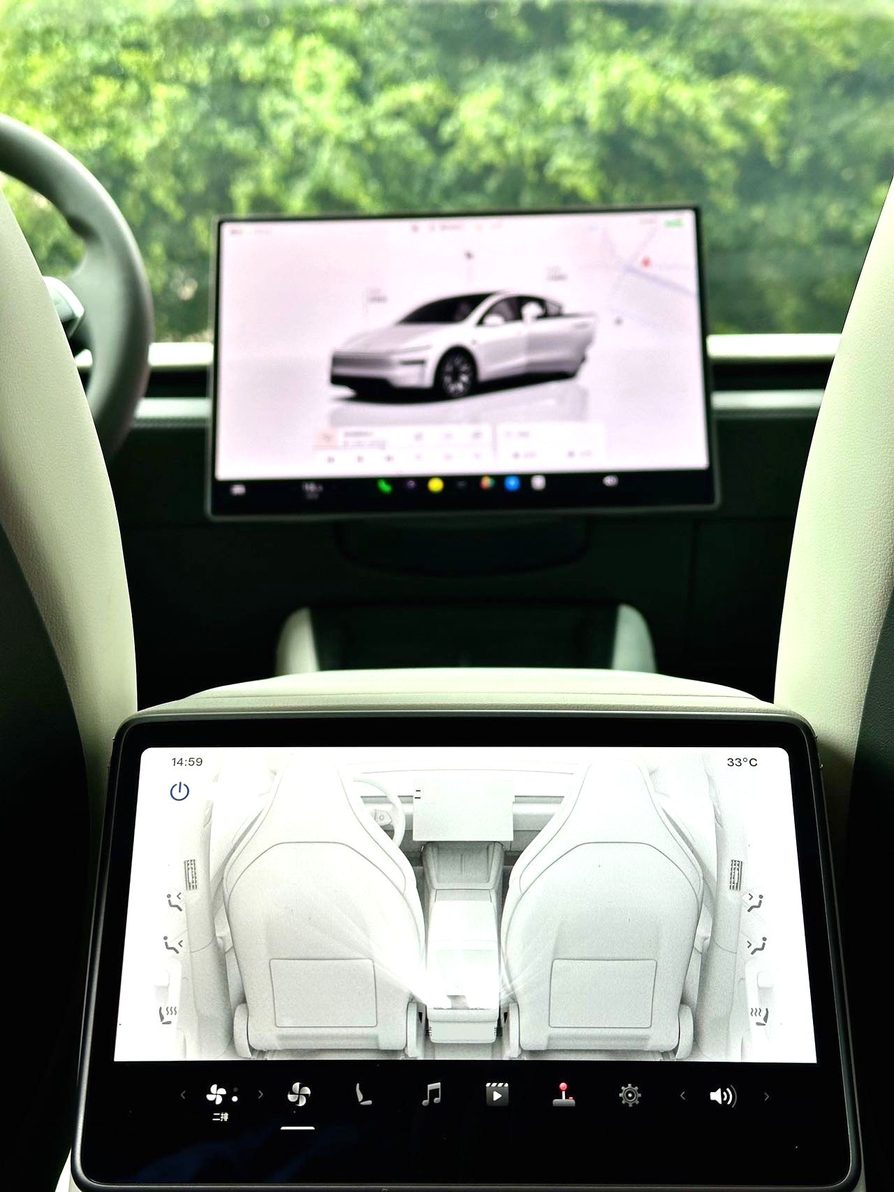 Tesla Model Y L 2025 car image #10