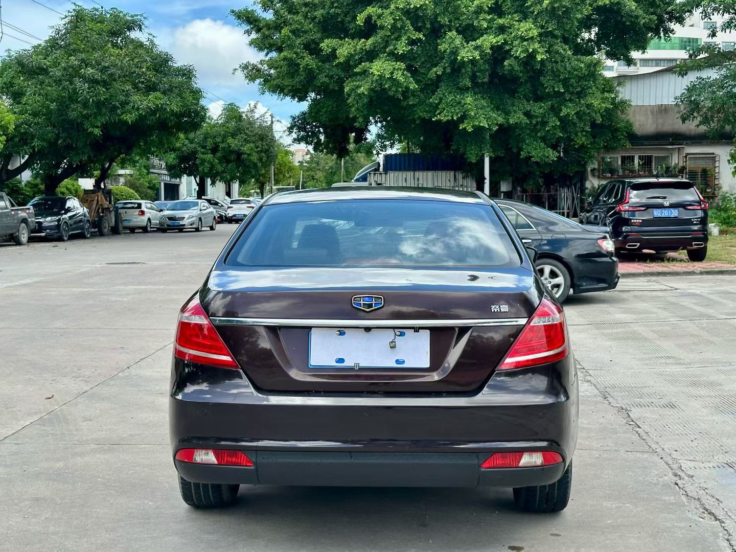 GEELY Emgrand 2016 car image #9