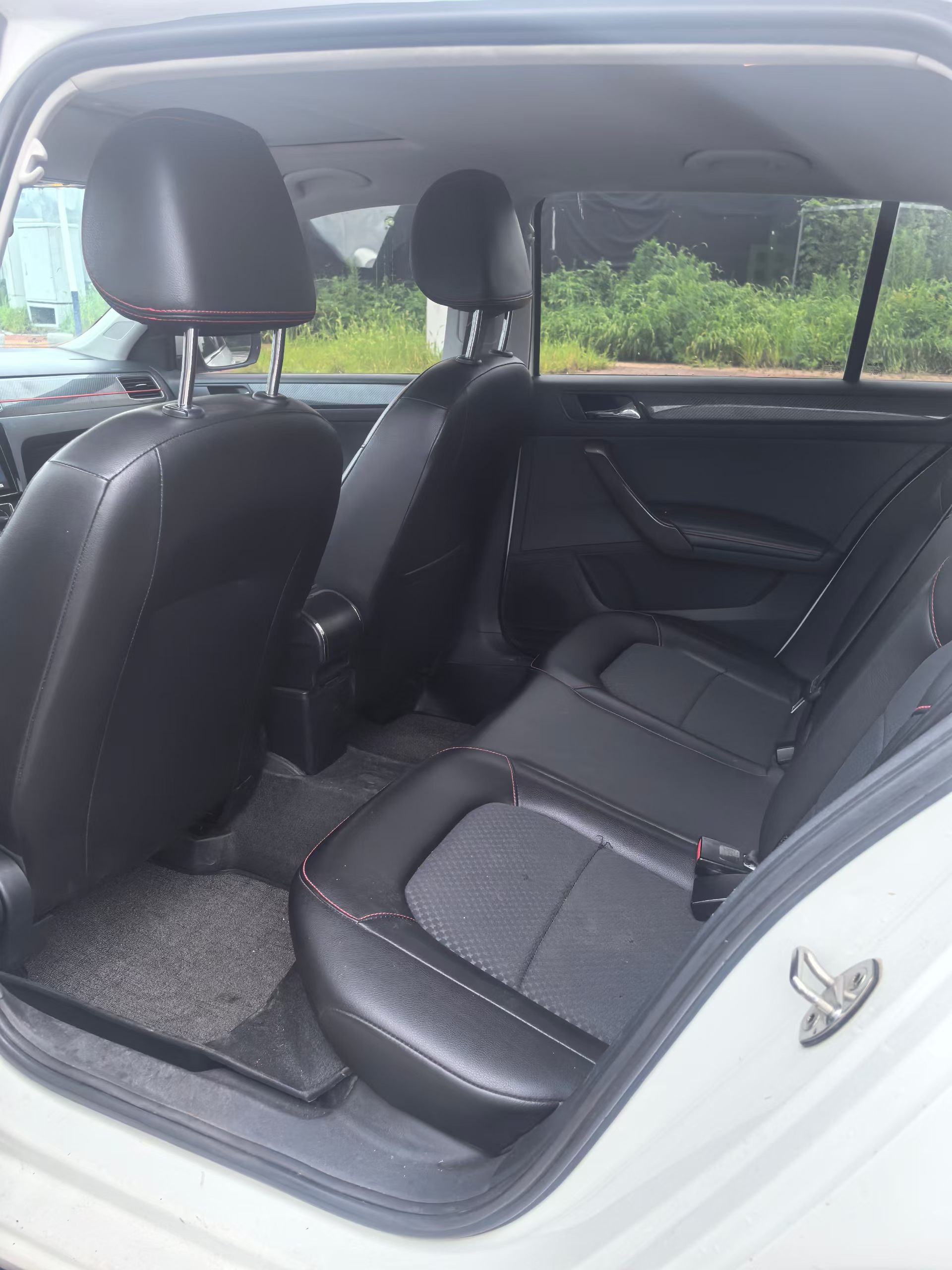 Volkswagen Santana 2017 car image #5