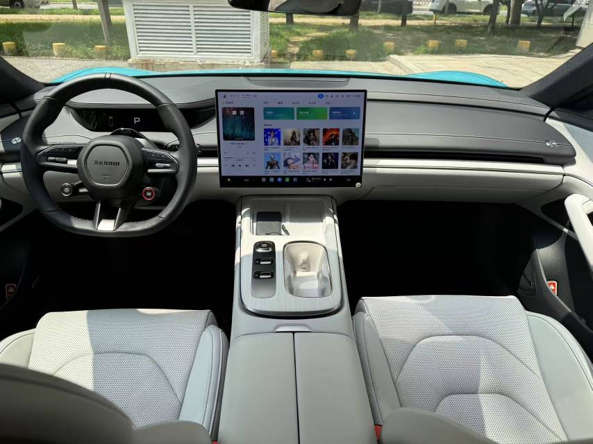 MI SU7 2024 car image #7
