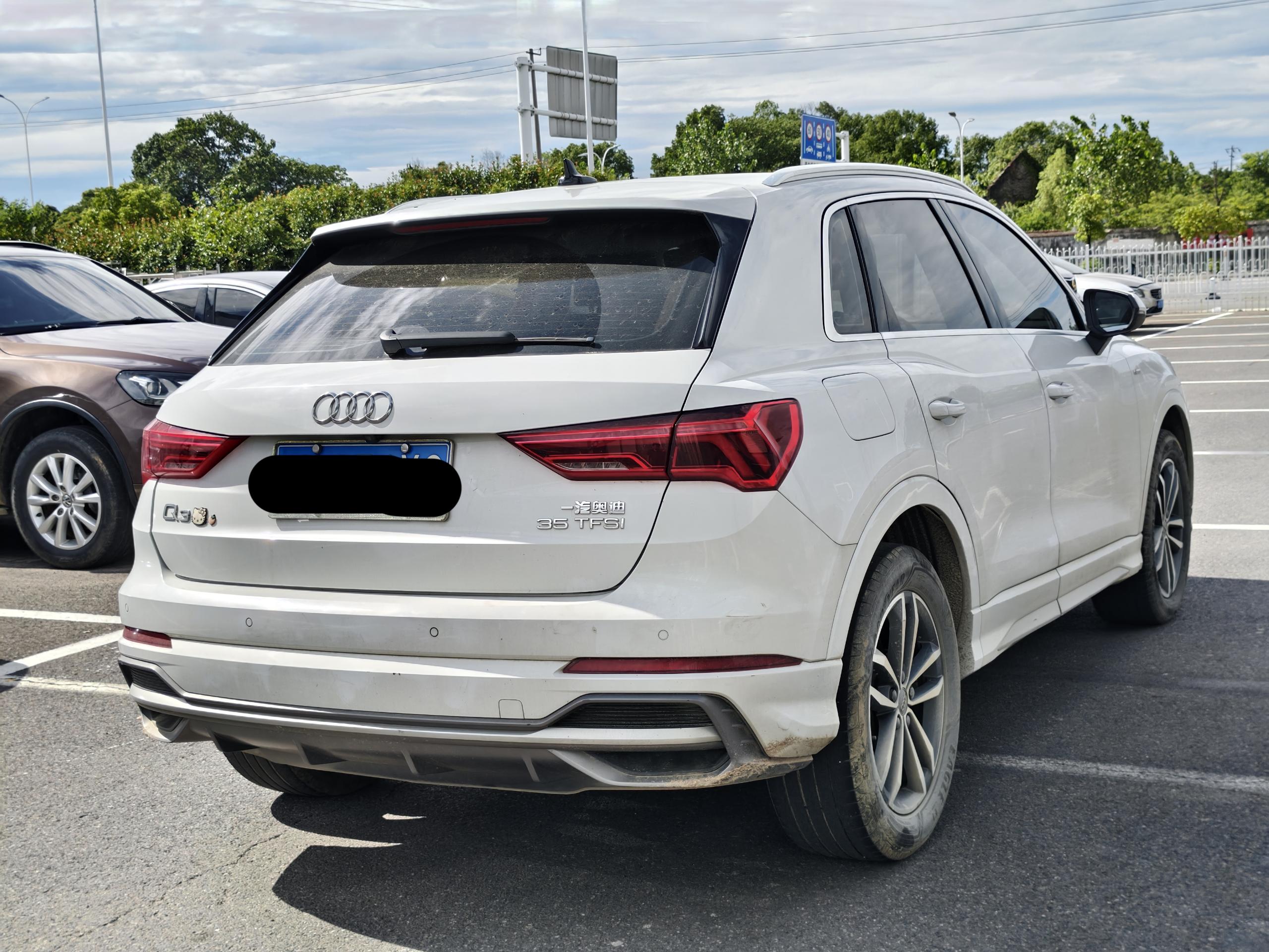 Audi Q3 2020 #11 Audi Q3 2020 car image #11