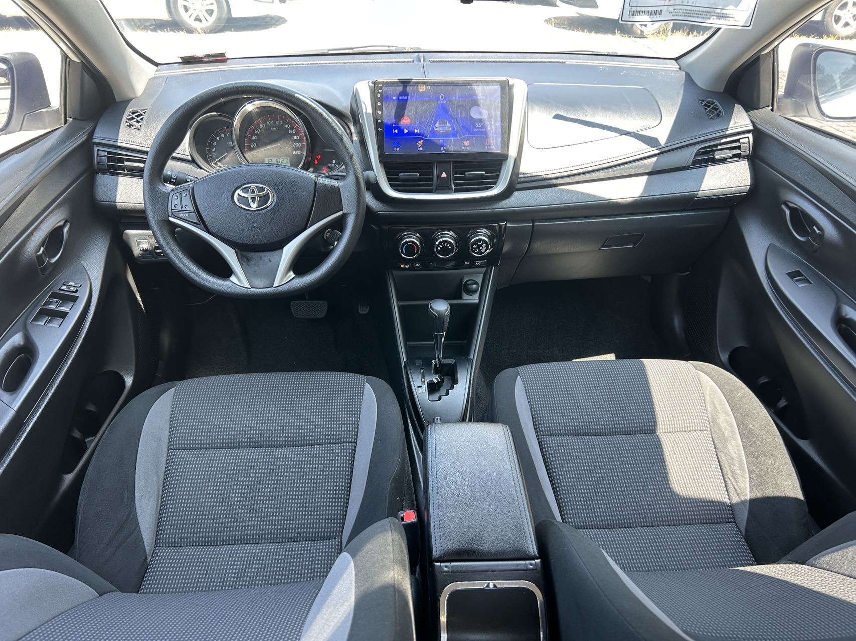 Toyota Vios 2021 car image #9