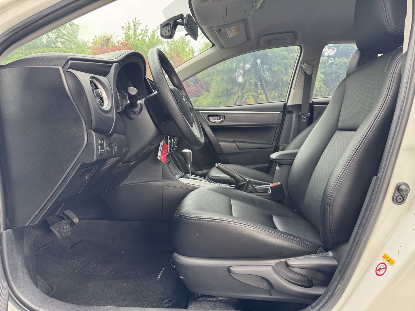 Toyota Corolla 2017 car image #10
