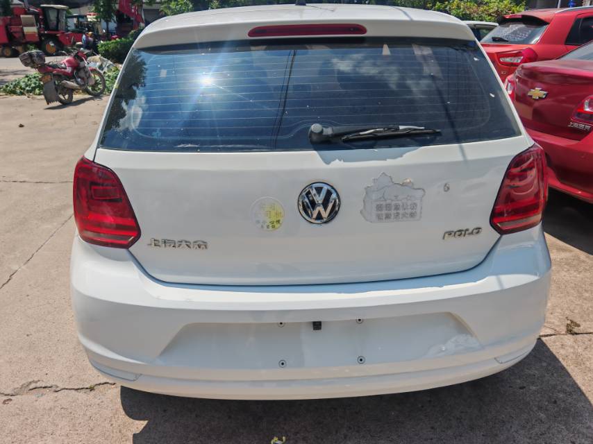 Volkswagen Polo 2018 car image #8