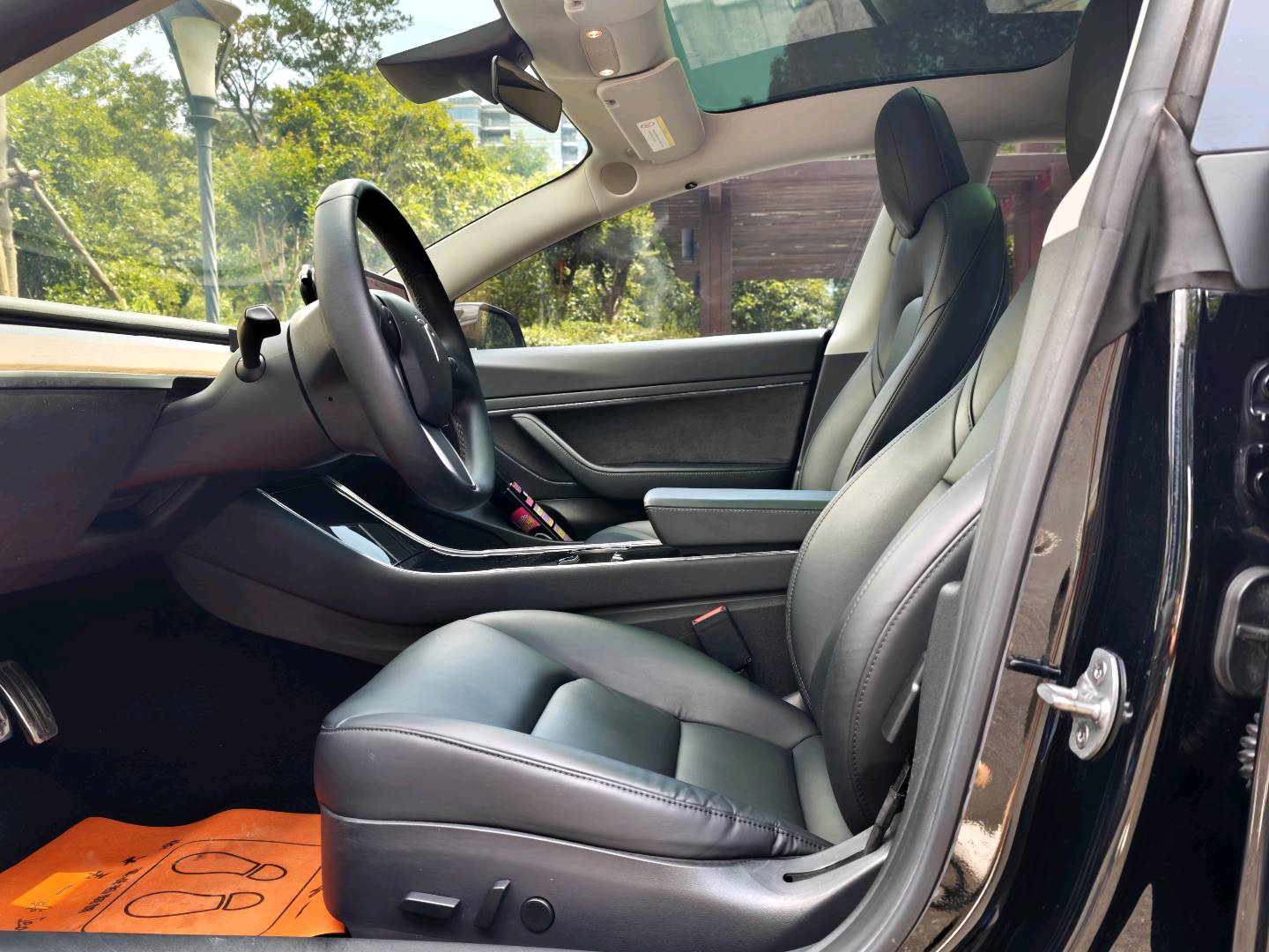 Tesla Model 3 2020 car image #8
