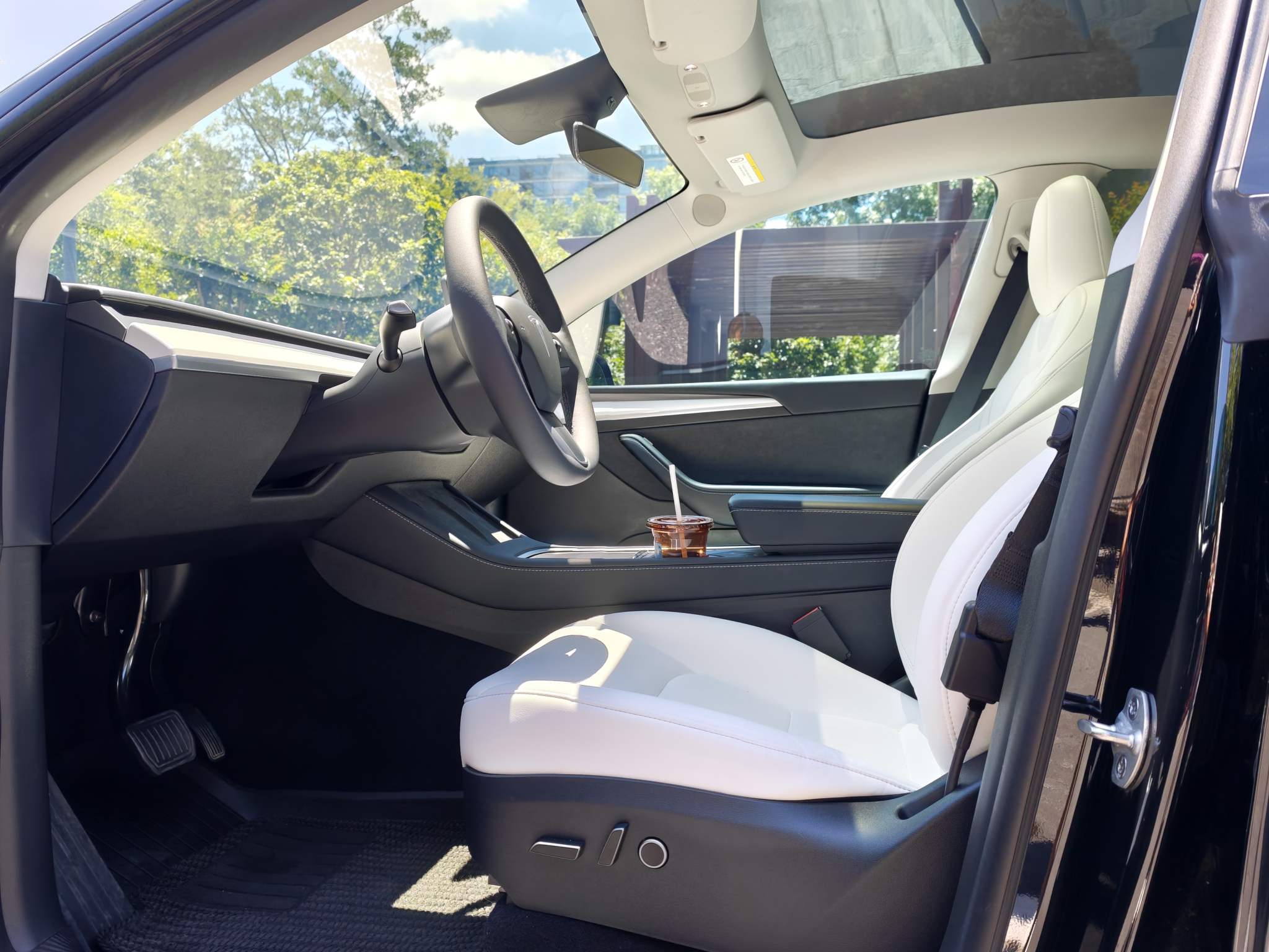 Tesla Model Y 2023 #8 Tesla Model Y 2023 immagine di auto #8
