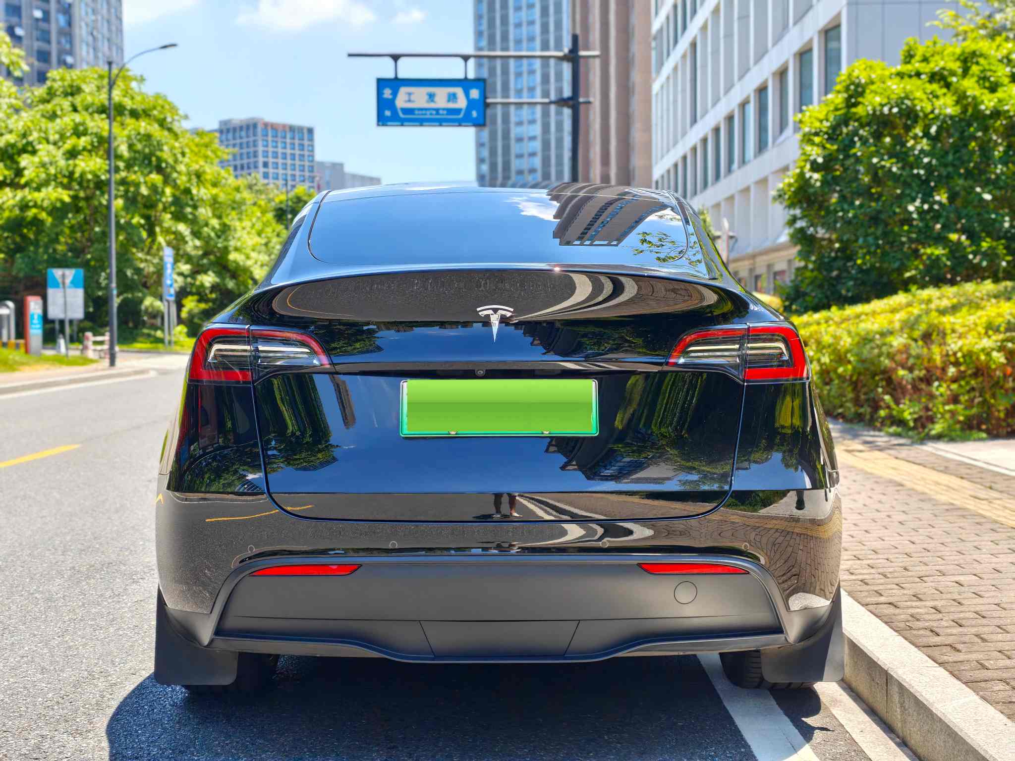 Tesla Model Y 2023 #11 Tesla Model Y 2023 immagine di auto #11