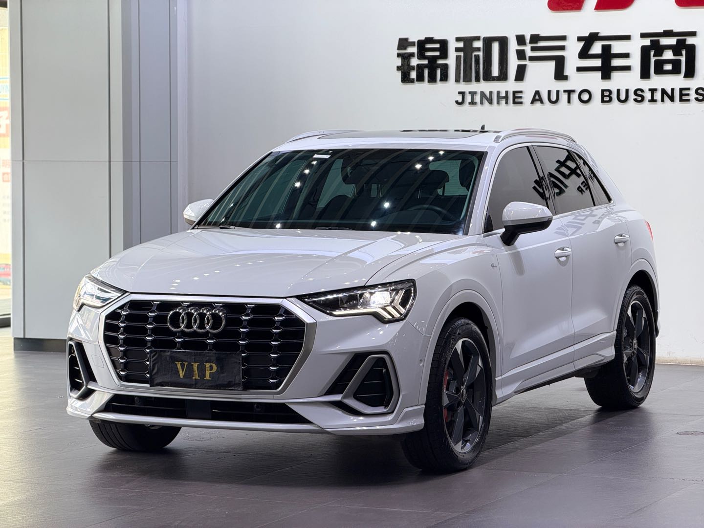 Audi Q3 2022 Audi Q3 2022 car image