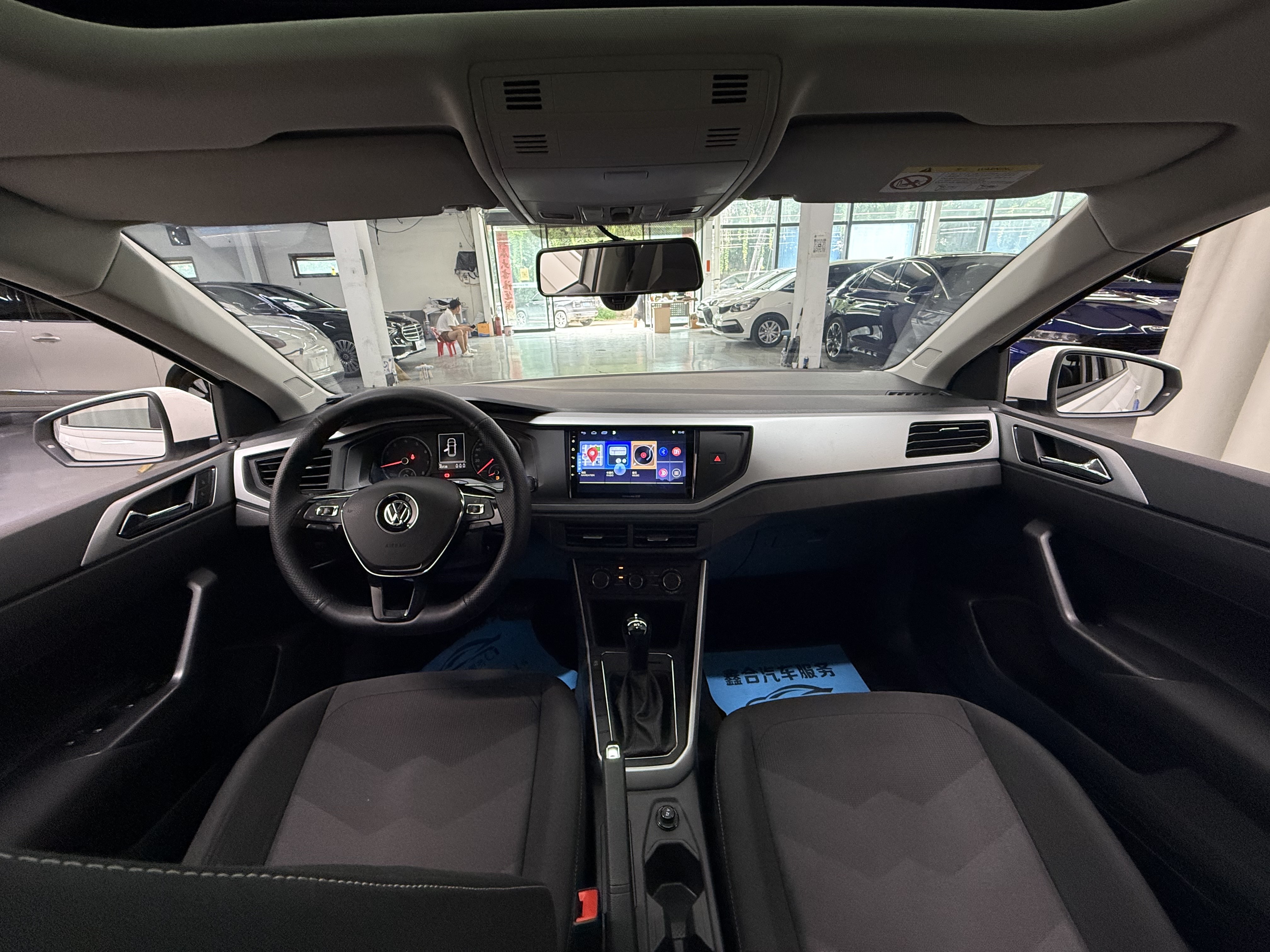 Volkswagen Polo 2021 car image #8