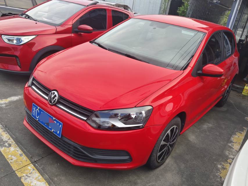 Volkswagen Polo 2018 car image #2