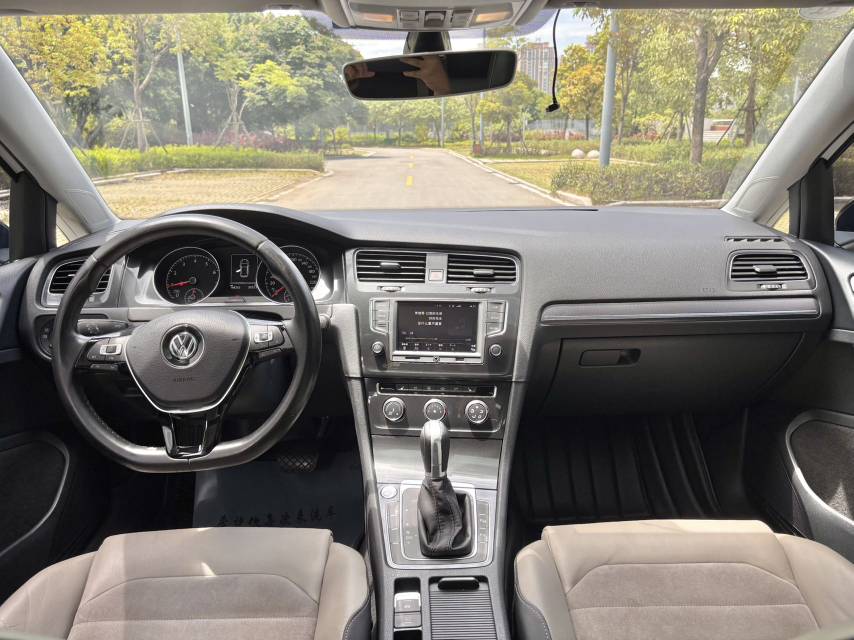 Volkswagen Golf 2017 immagine di auto #7