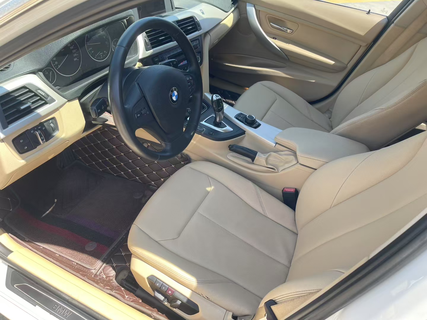 BMW 3 Series 2014 car image #6
