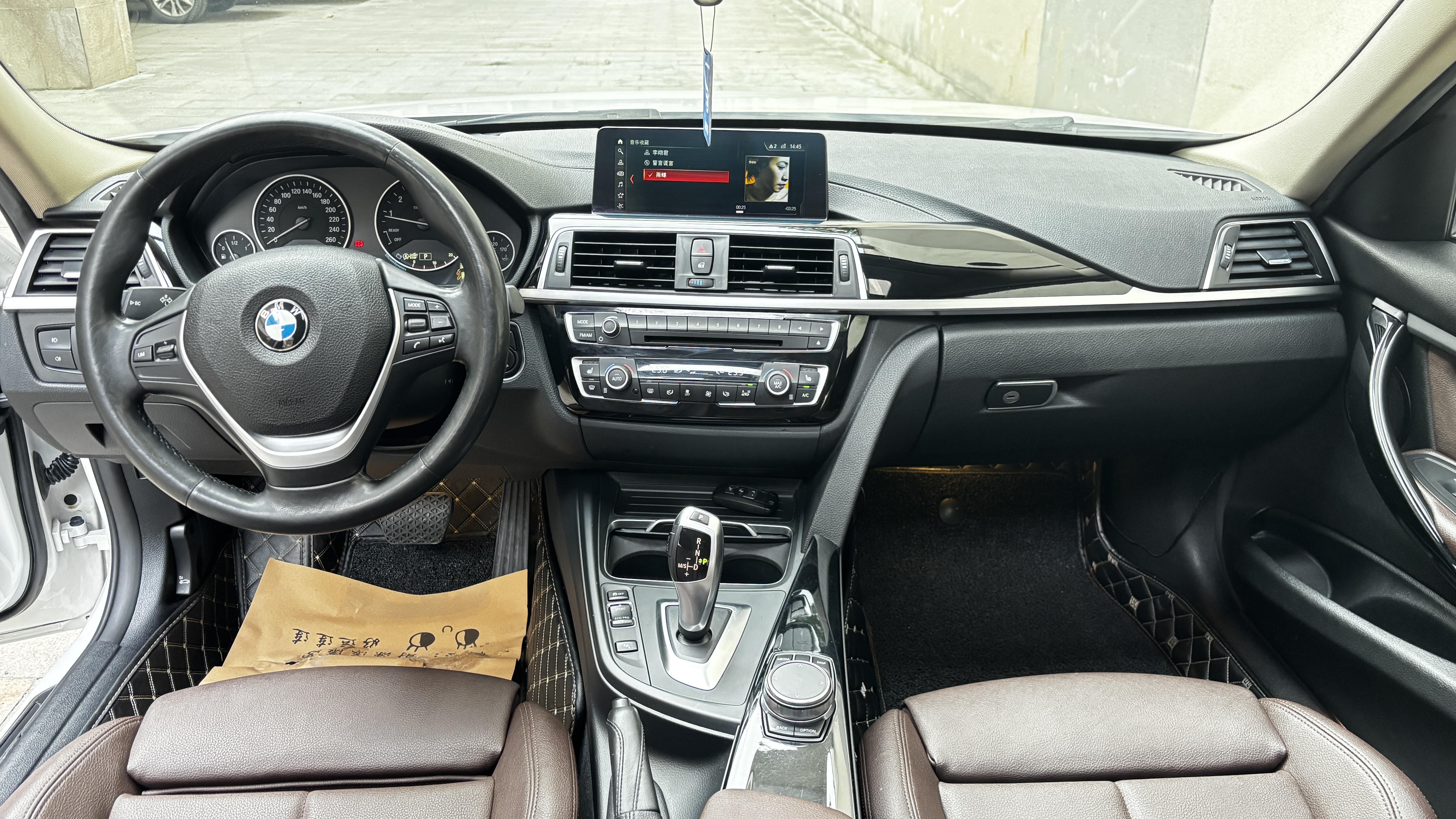BMW 3 Series 2018 #10 BMW 3 Series 2018 car image #10