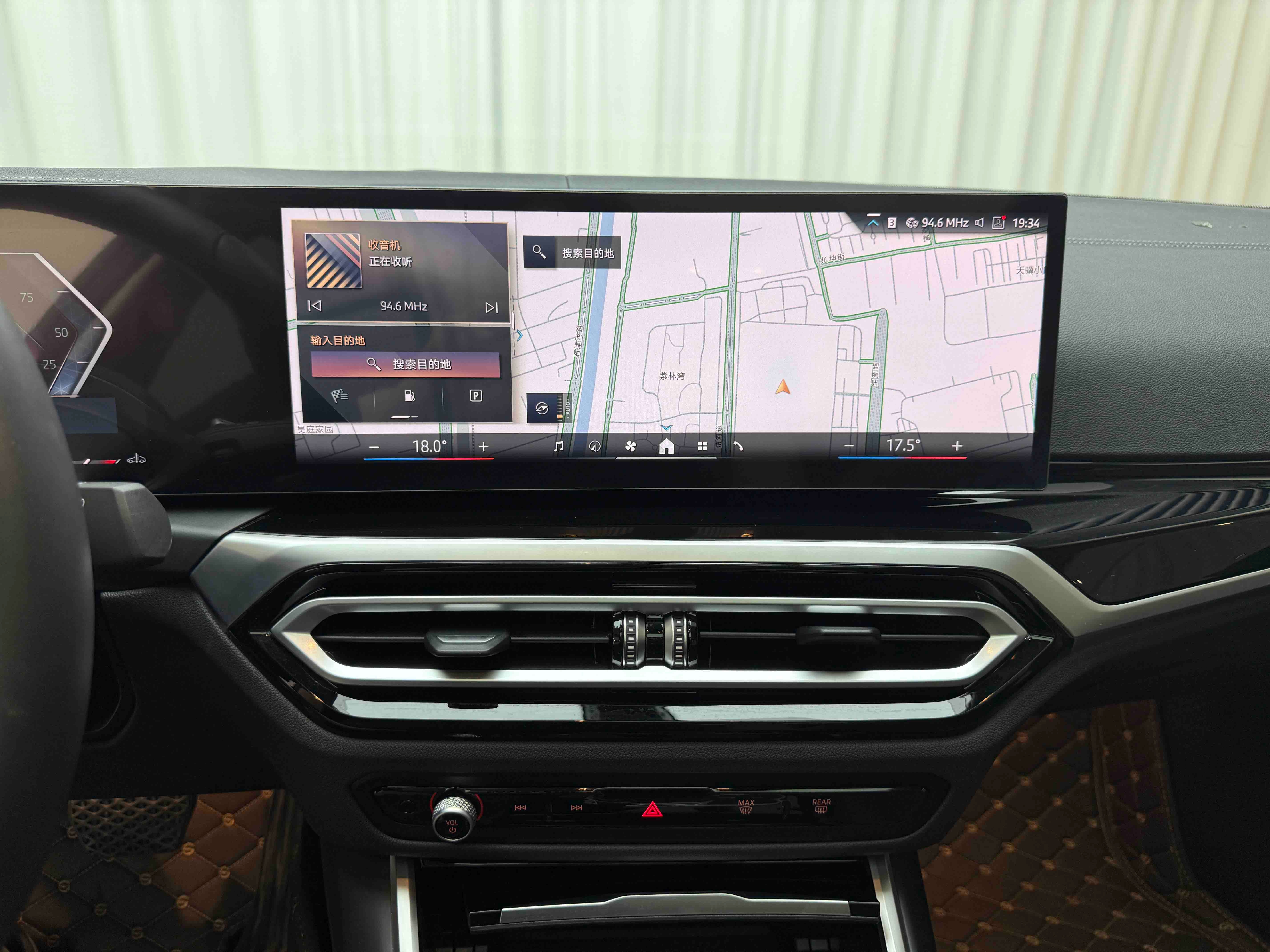BMW 3 Series 2023 #7 BMW 3 Series 2023 car image #7