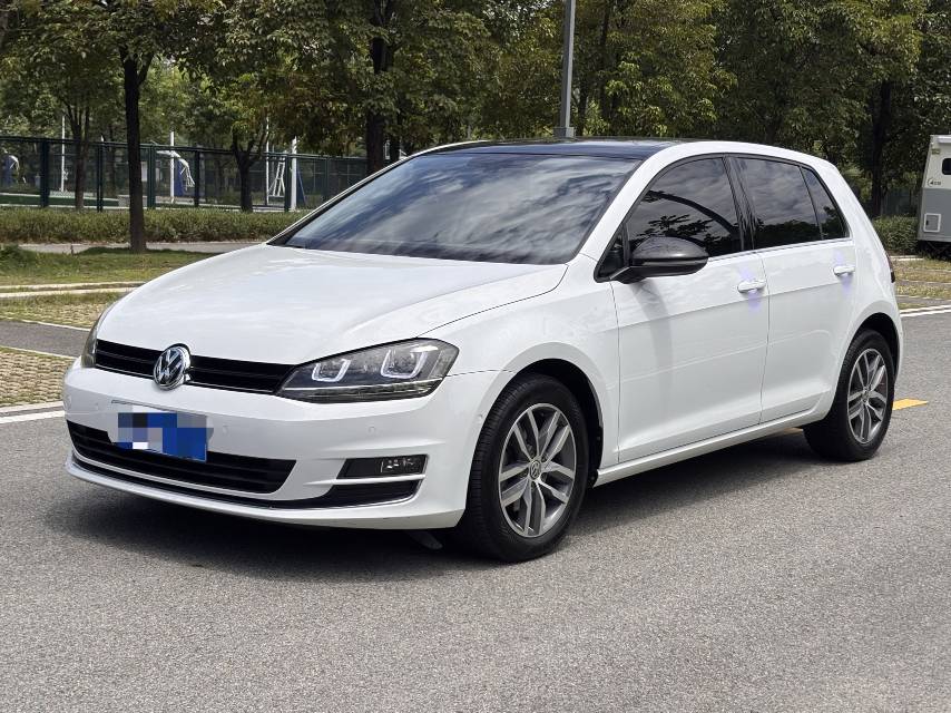 Volkswagen Golf 2017 immagine di auto #2