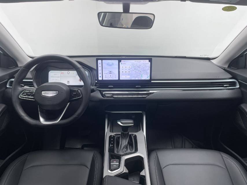 GEELY Emgrand 2025 car image #11