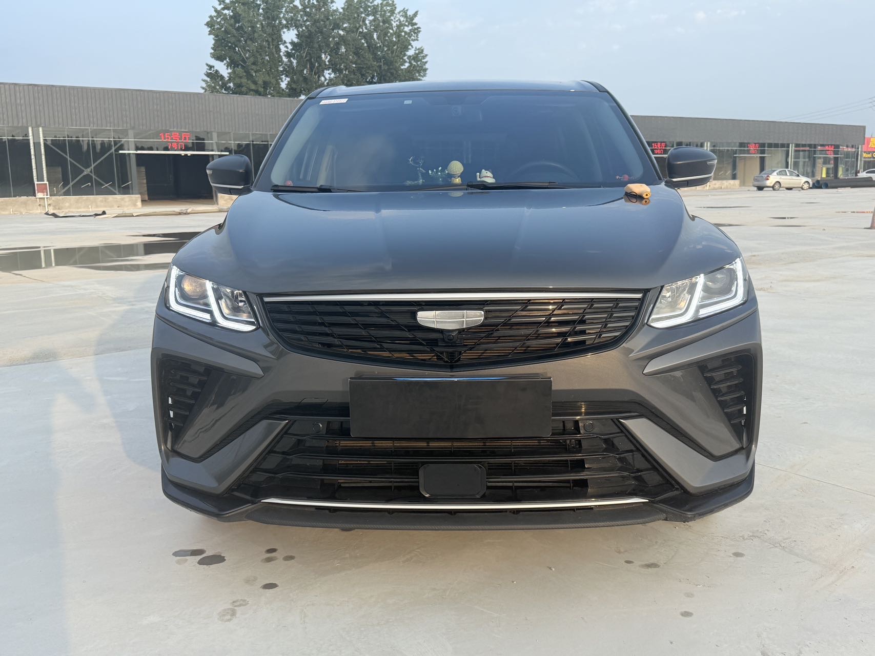 GEELY Coolray 2025 صورة سيارة #4