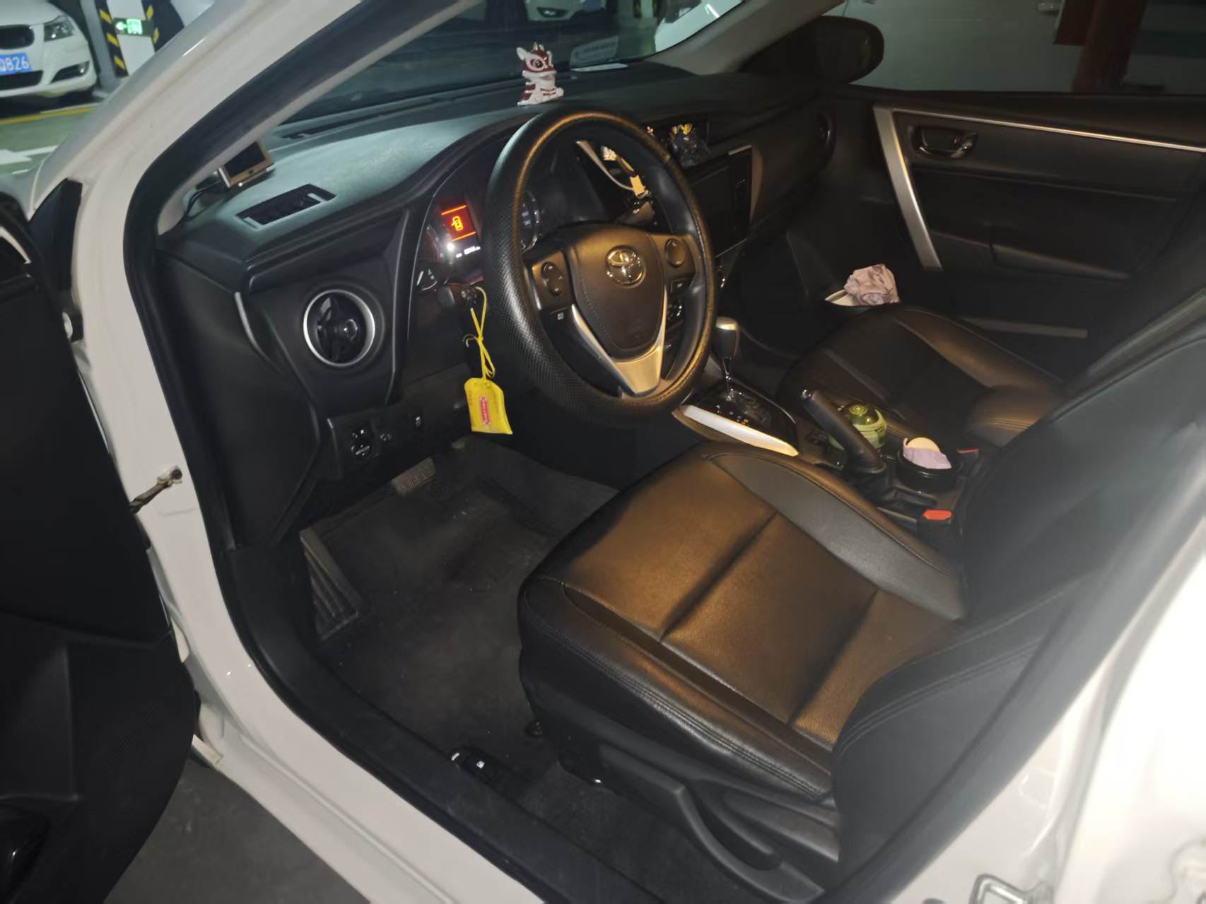 Toyota Corolla 2017 car image #6